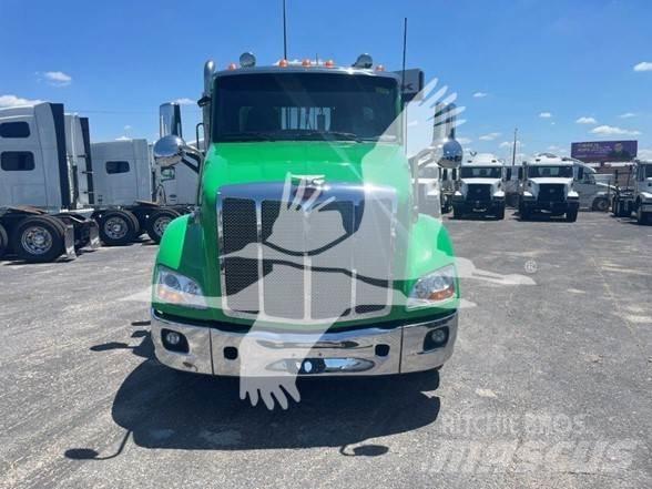 Peterbilt 579 Vetopöytäautot