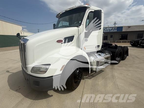 Peterbilt 579 Vetopöytäautot