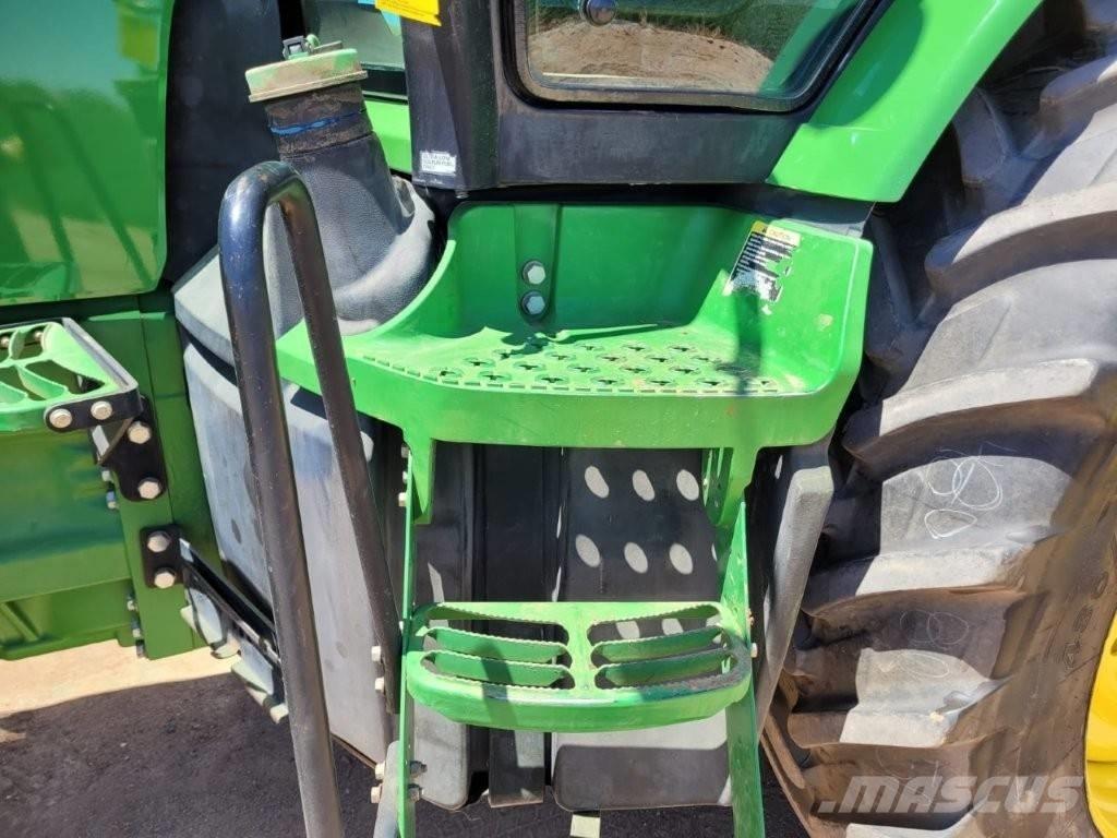 John Deere 8310 R Traktorit