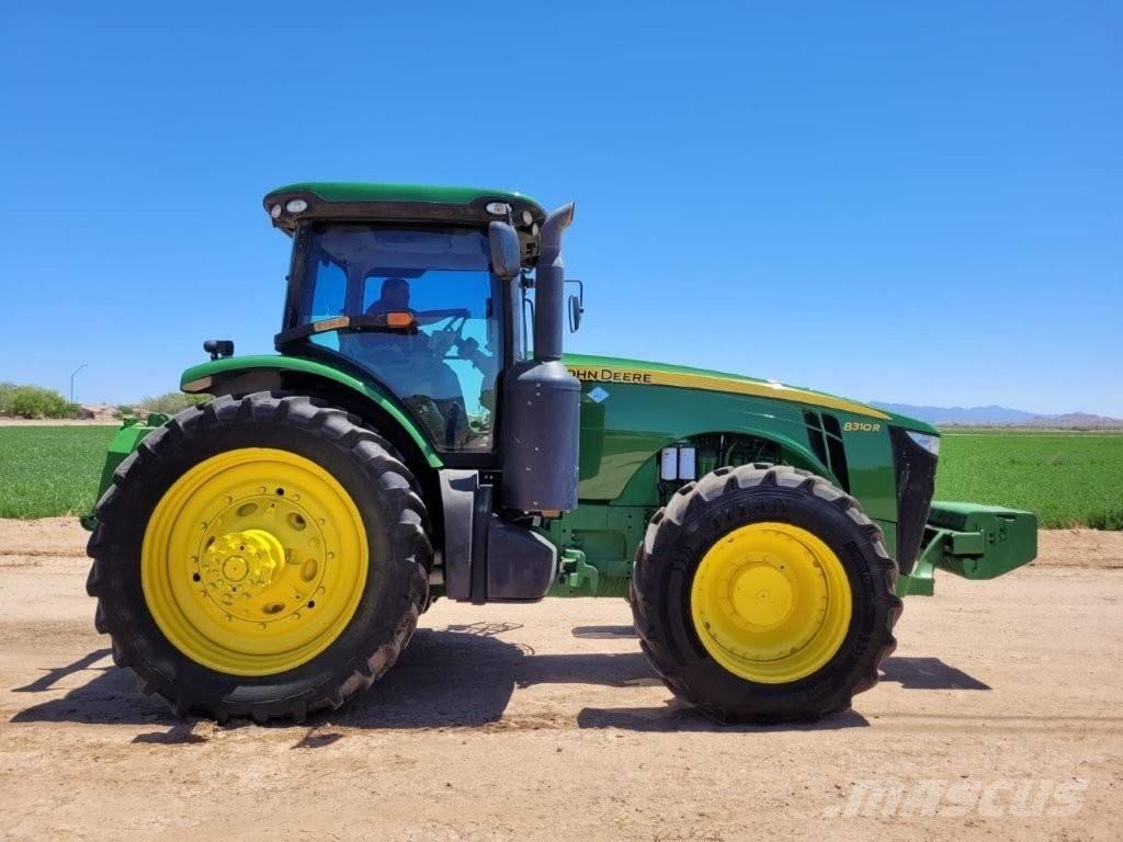 John Deere 8310 R Traktorit