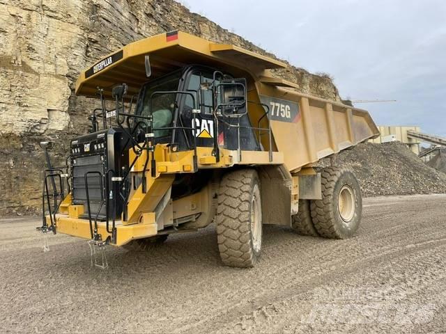 CAT 775G Maansiirtoautot