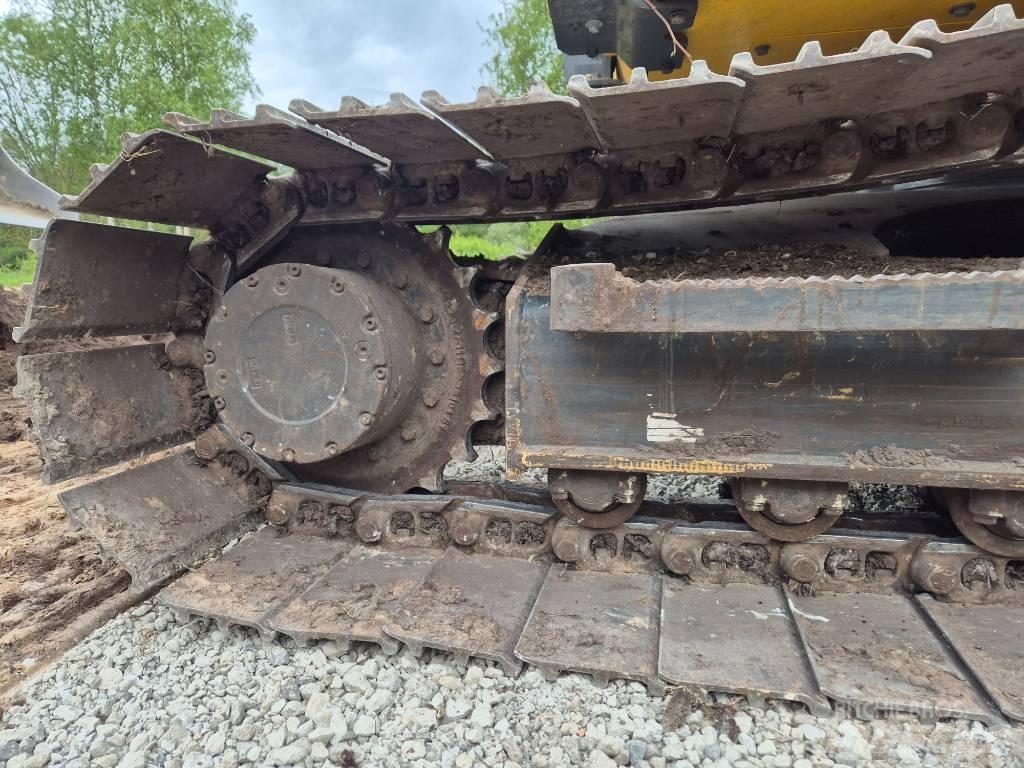 Komatsu PC138US-11E0 Telakaivukoneet