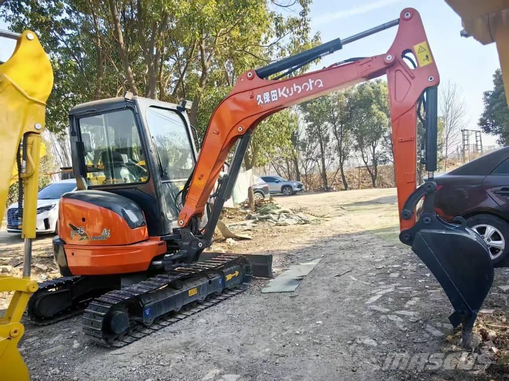 Kubota U 35 Minikaivukoneet < 7t