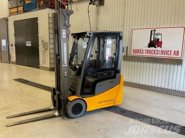 Jungheinrich EFG 215 Sähkötrukit