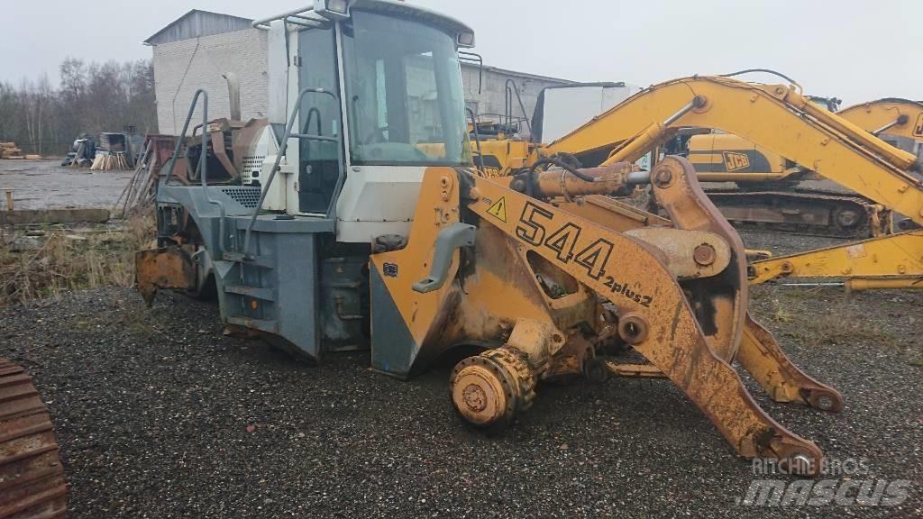 Liebherr L 544 Pyöräkuormaajat