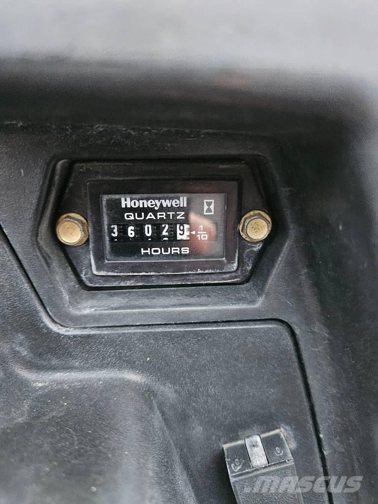 Toro REELMASTER 5610 Väyläleikkuri