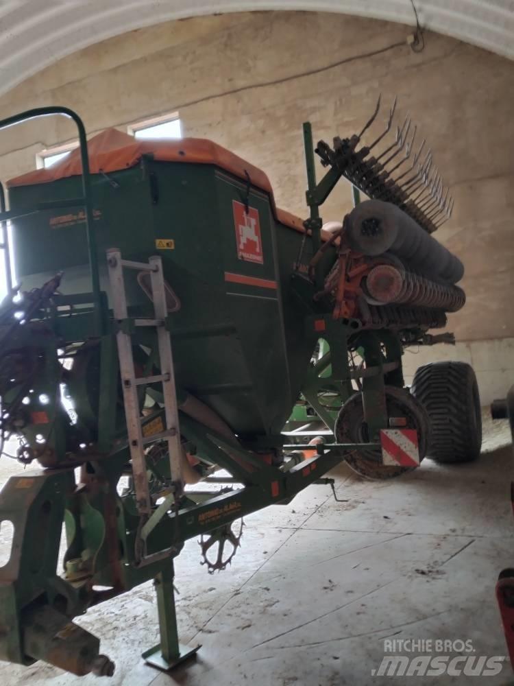Amazone CITAN 9000 Tarkkuuskylvökoneet