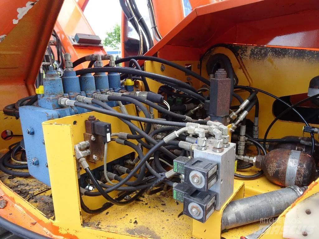 Mecalac 12MXT Pyöräkaivukoneet
