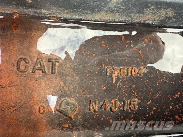 CAT 6020 NEW IDLER Ketjut, telat ja alustat