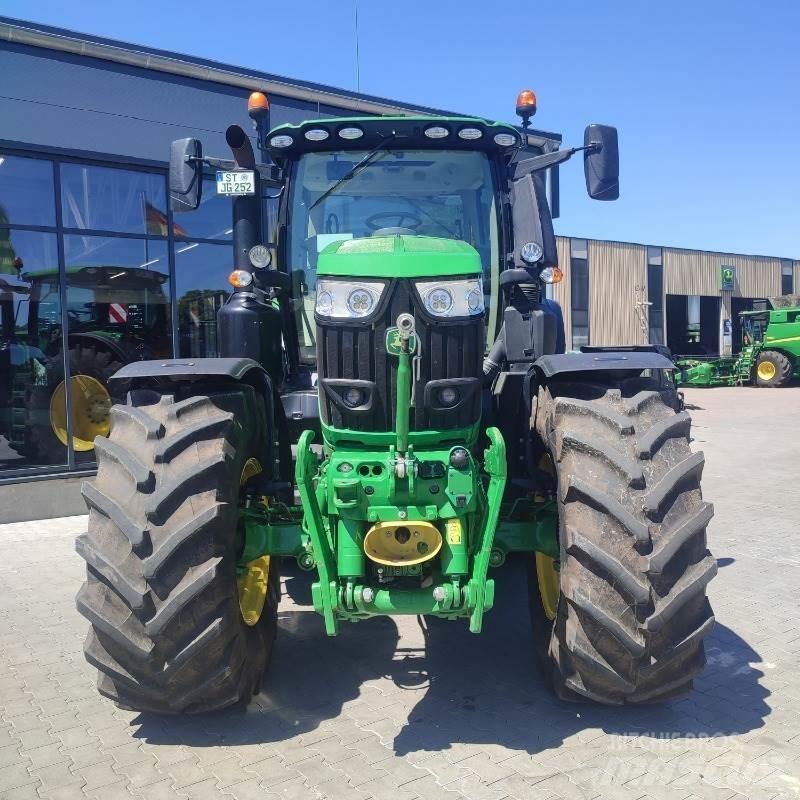John Deere 6250R Traktorit