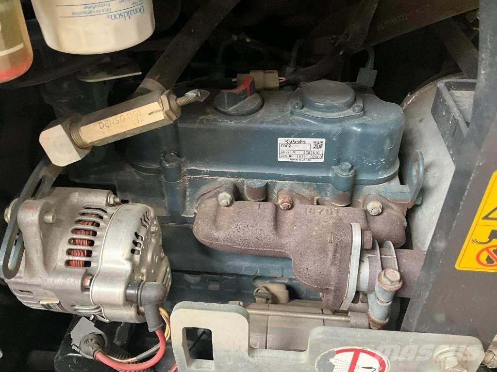 Kubota KX 019-4 Minikaivukoneet < 7t