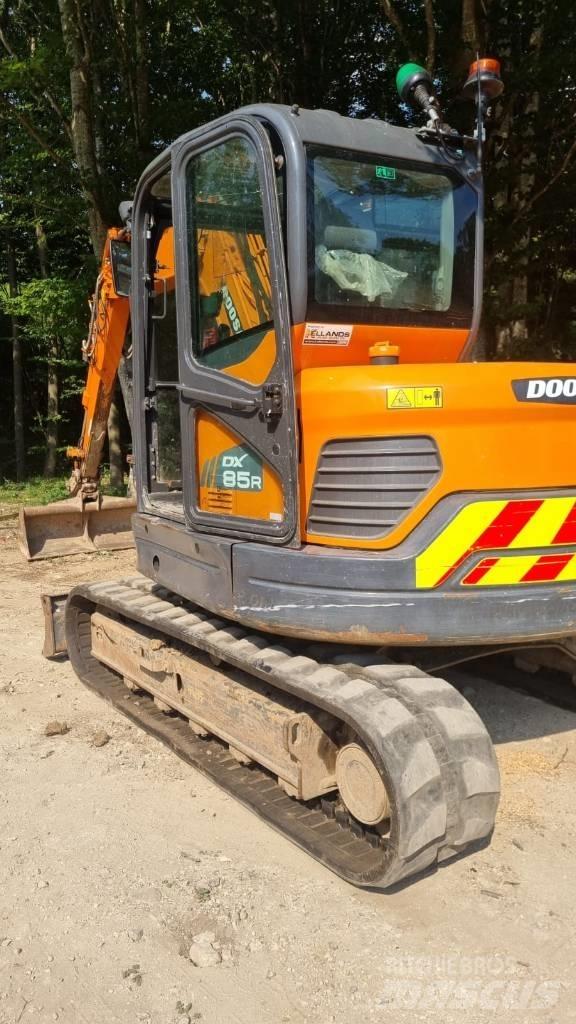 Doosan DX 85 R-3 Midikaivukoneet 7t - 12t