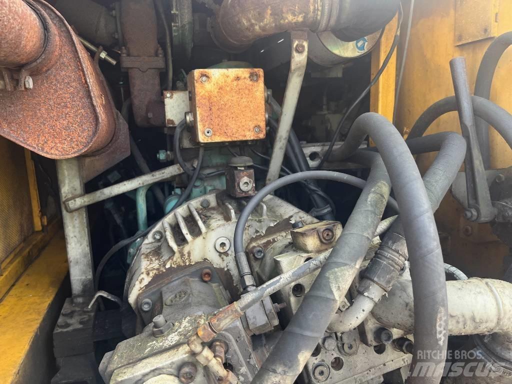  Aakermann H7M Pyöräkaivukoneet
