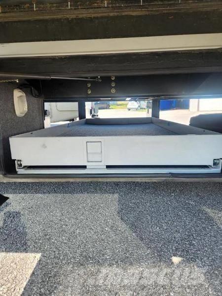 Tiffin Pheaton 40QDH Asuntoautot ja asuntovaunut