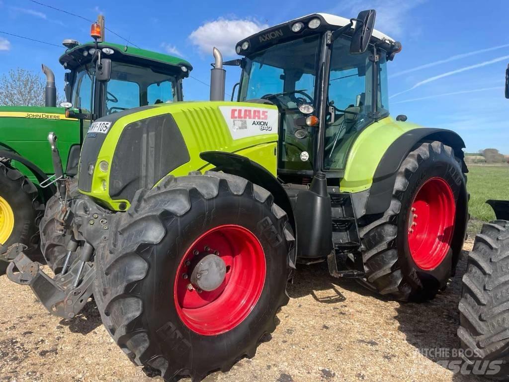 CLAAS Axion 840 Traktorit