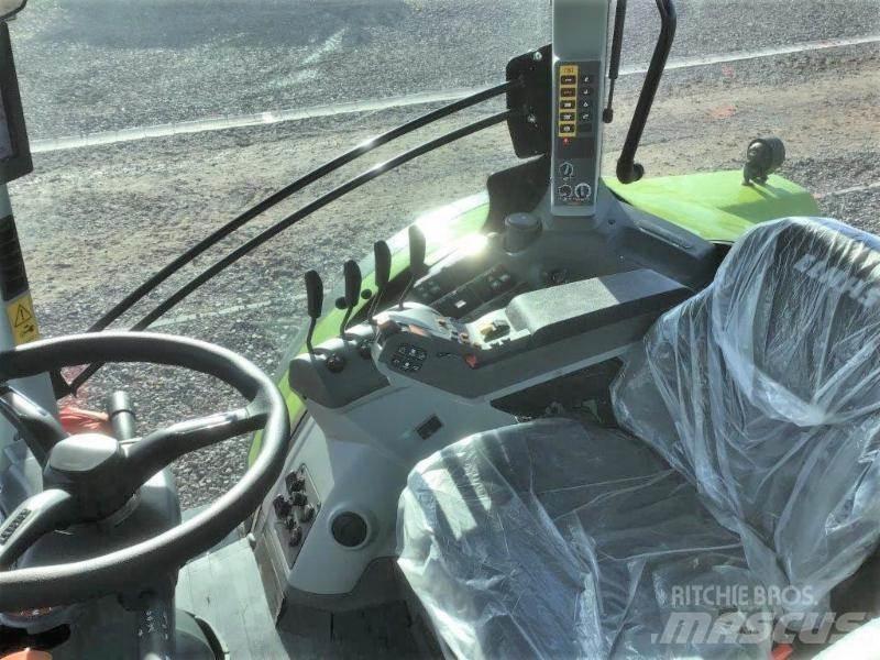 CLAAS ARION 530 Traktorit