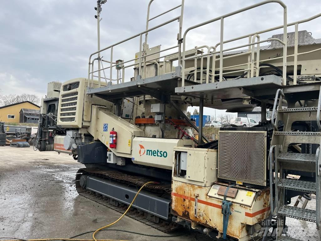 Metso LT300GP Mobiilimurskaimet