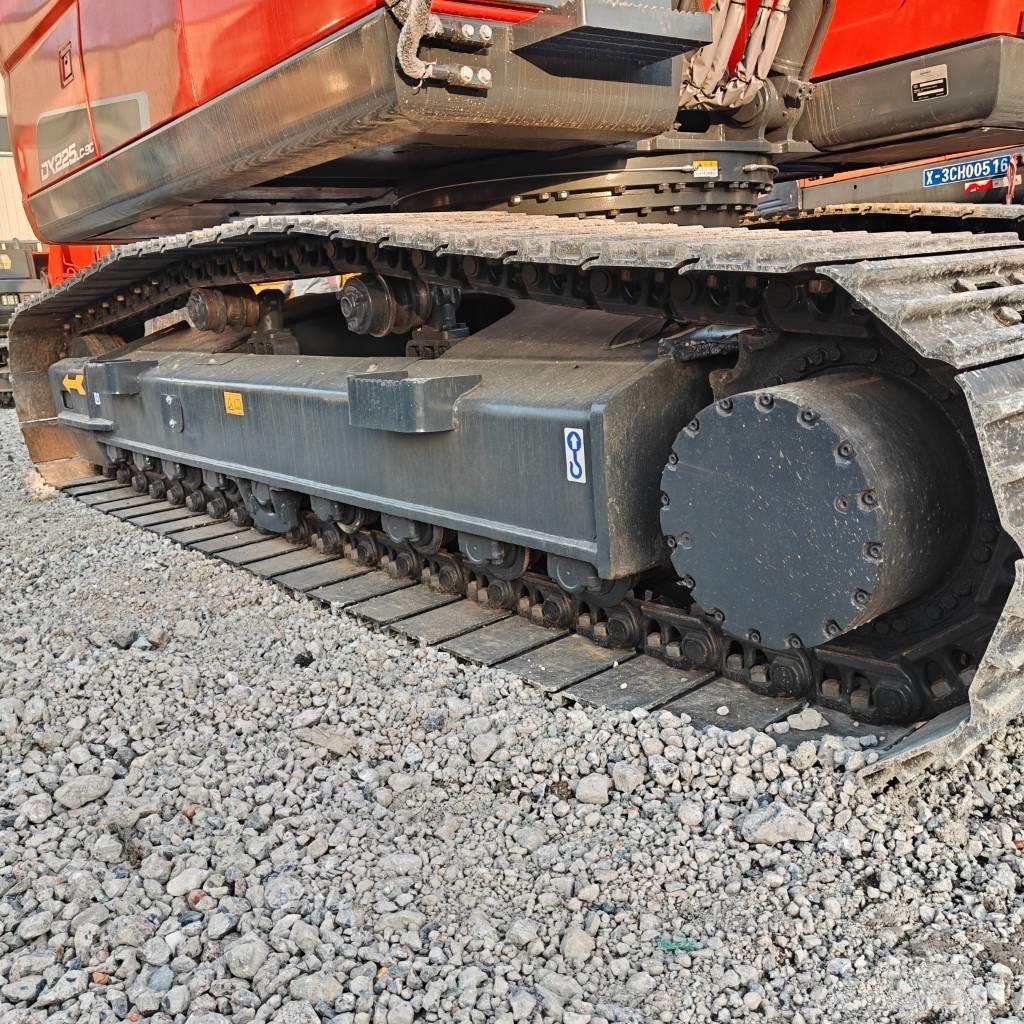 Doosan DX225LC-9C Telakaivukoneet