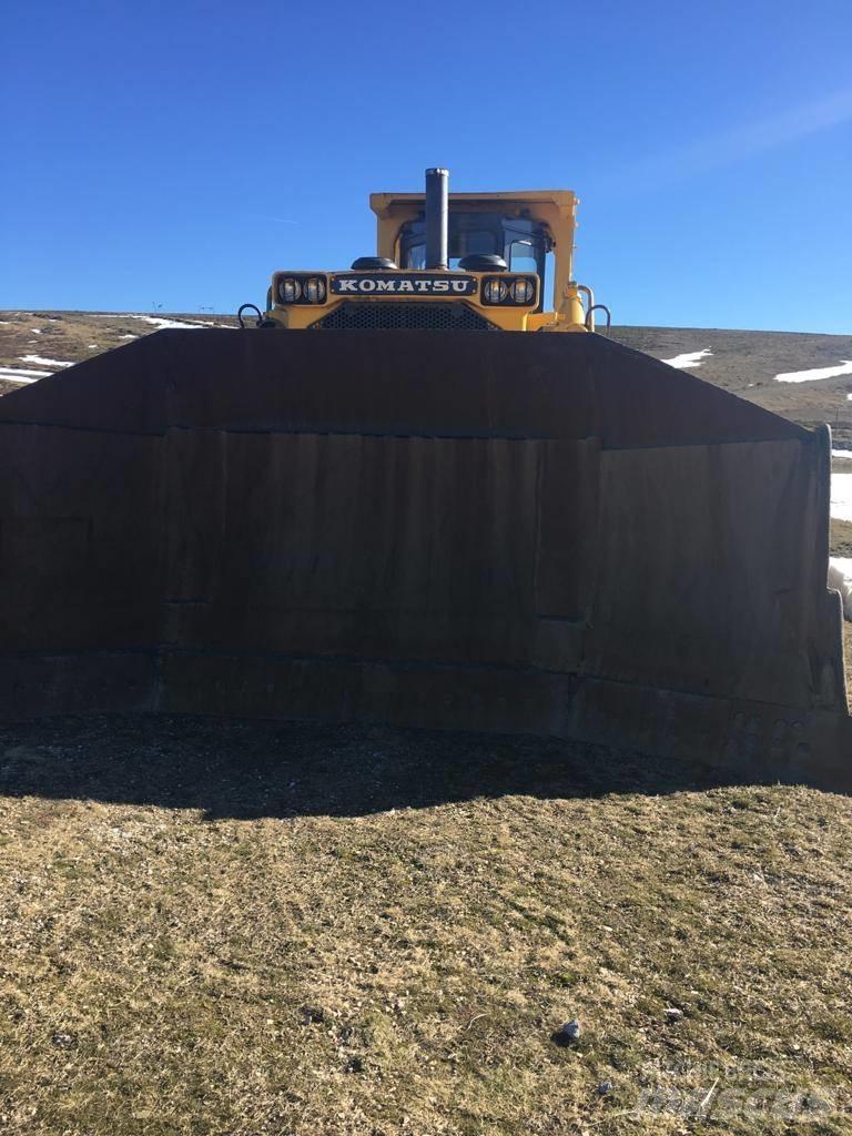 Komatsu 455 Telaketjupuskutraktorit