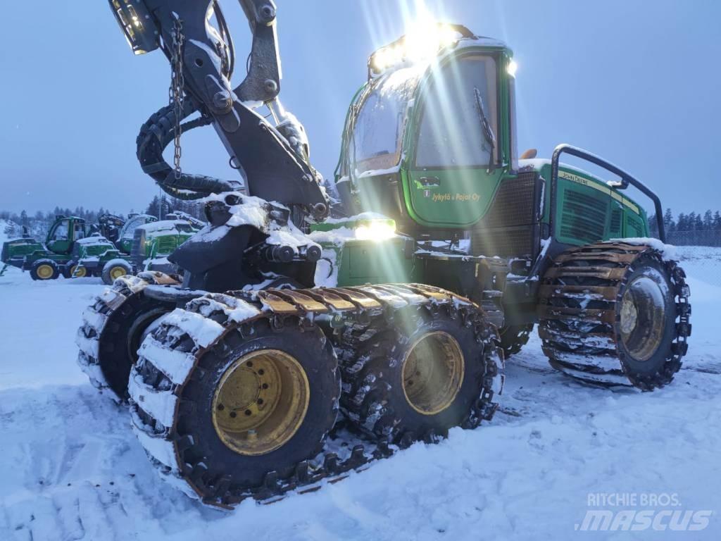 John Deere 1170 E Harvesterit