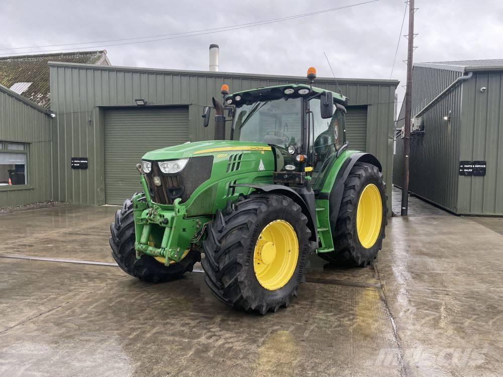 John Deere 6150 R Traktorit
