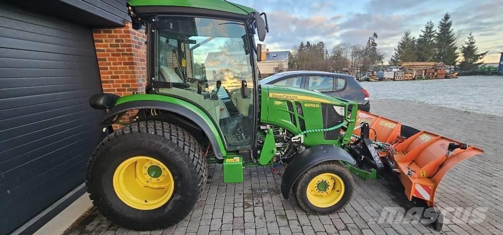 John Deere 4052 R Traktorit