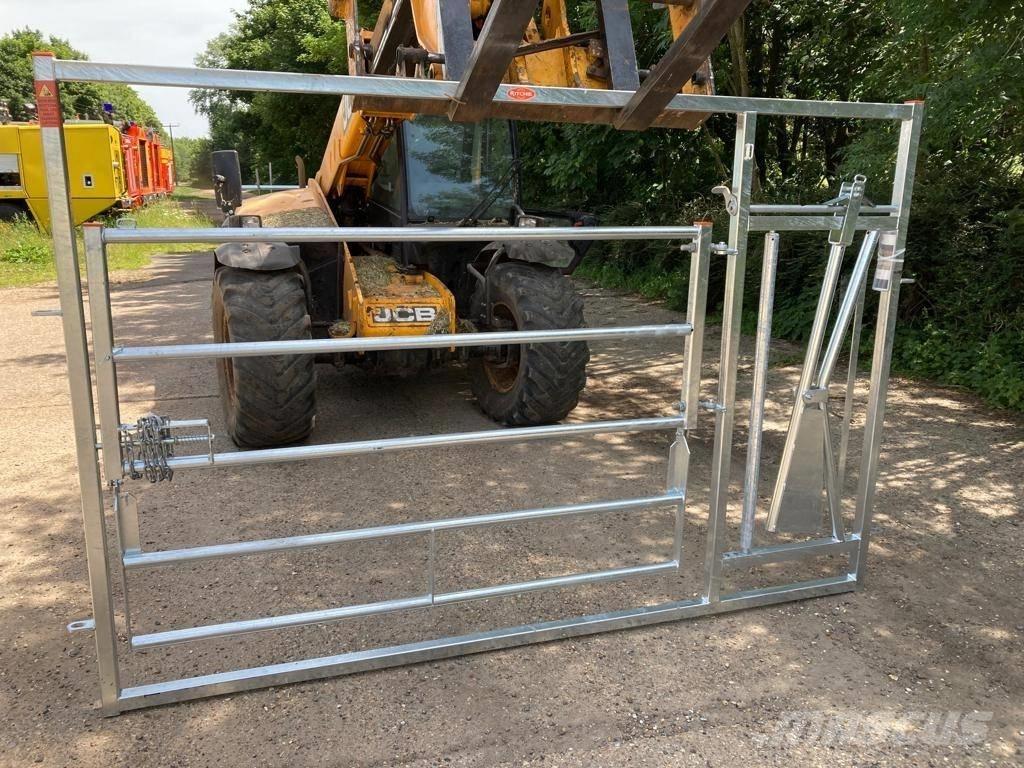  Ritchie Calving Gate Muut maatalouskoneet
