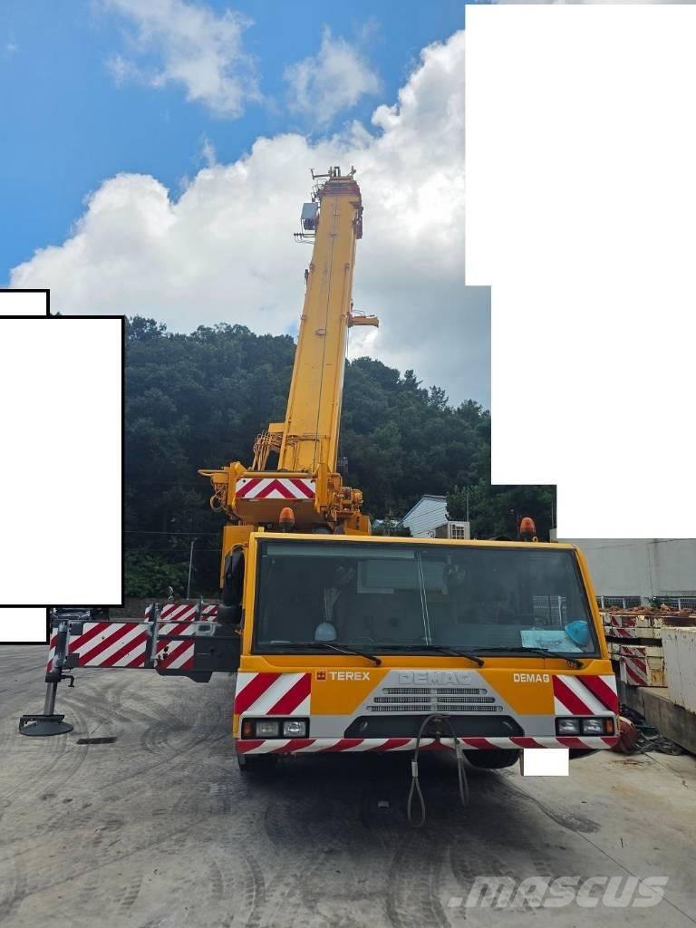 Demag AC300 Mobiilinosturit