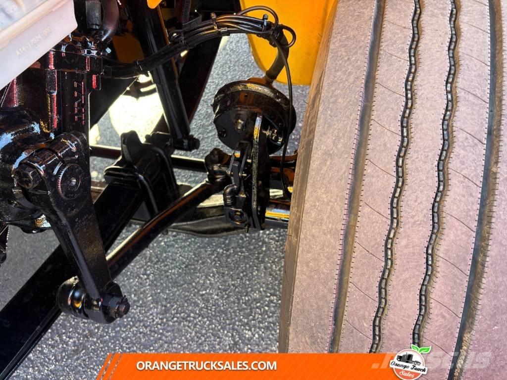 Freightliner M2 Umpikorikuorma-autot