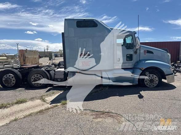 Kenworth T660 Vetopöytäautot