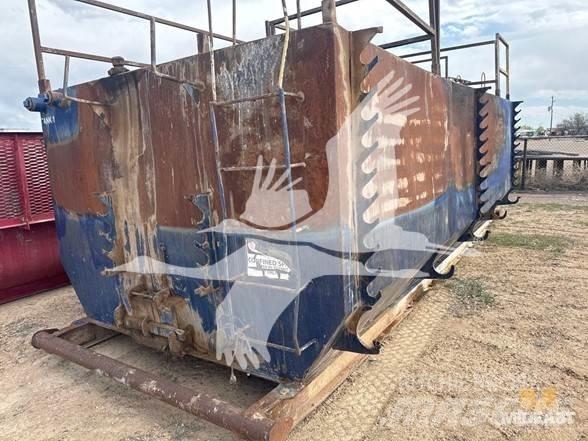  MUD TANK Muut koneet