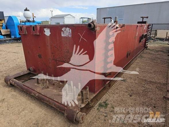  MUD TANK Muut koneet