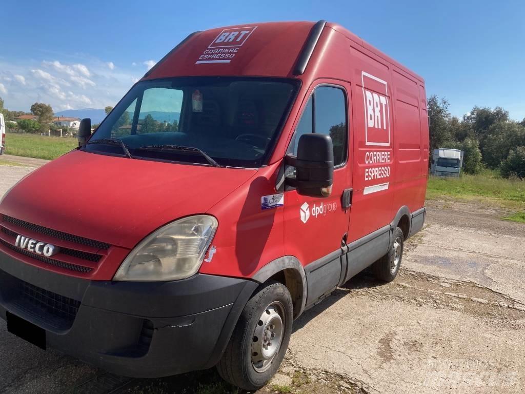 Iveco 35S Pakettiautot