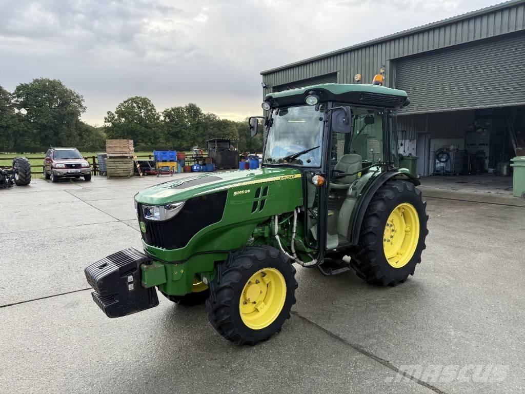John Deere 5085 GV Traktorit