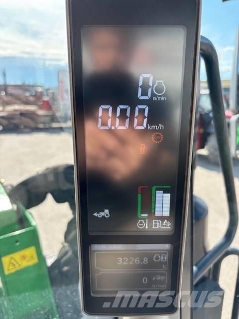John Deere 6120 M Traktorit