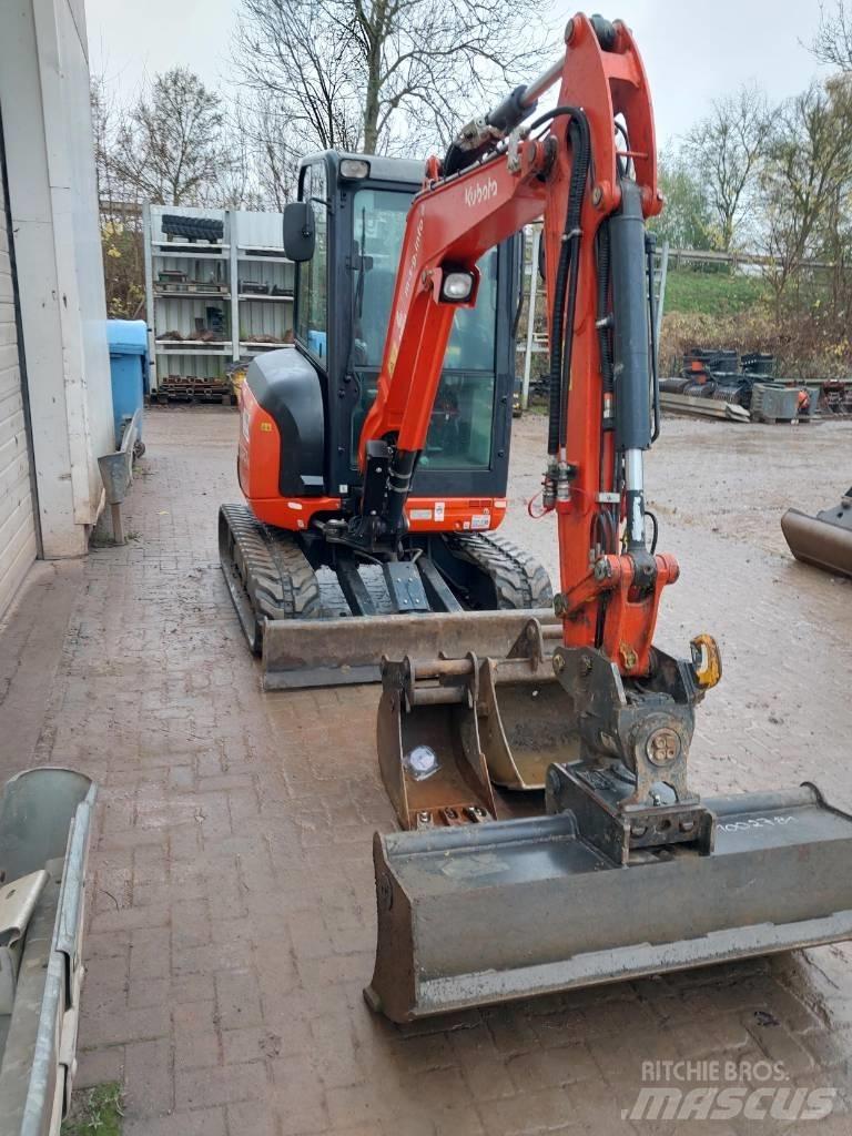 Kubota U 27-4 Minikaivukoneet < 7t