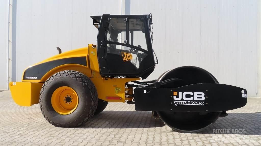 JCB VM200D Yksivalssijyrät