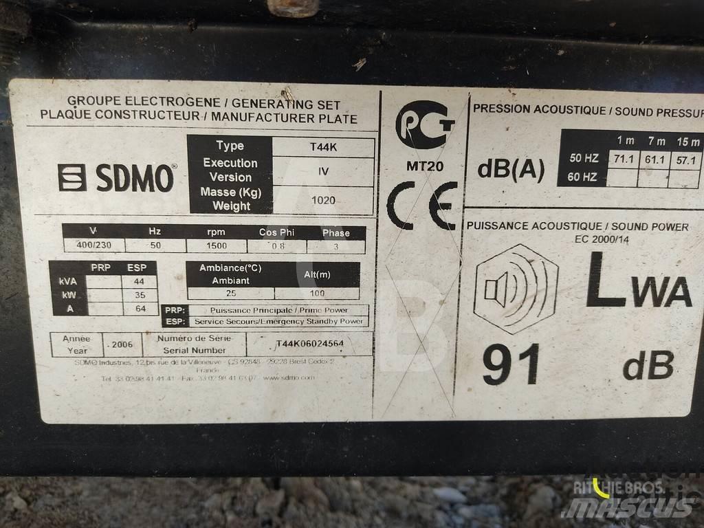 Sdmo T44K Dieselgeneraattorit