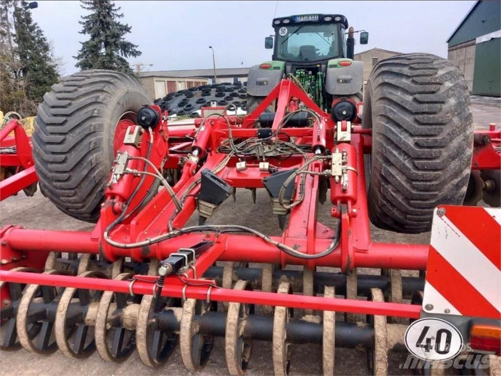 Horsch Joker 12 RT Kiekkomultaimet ja lautasäkeet