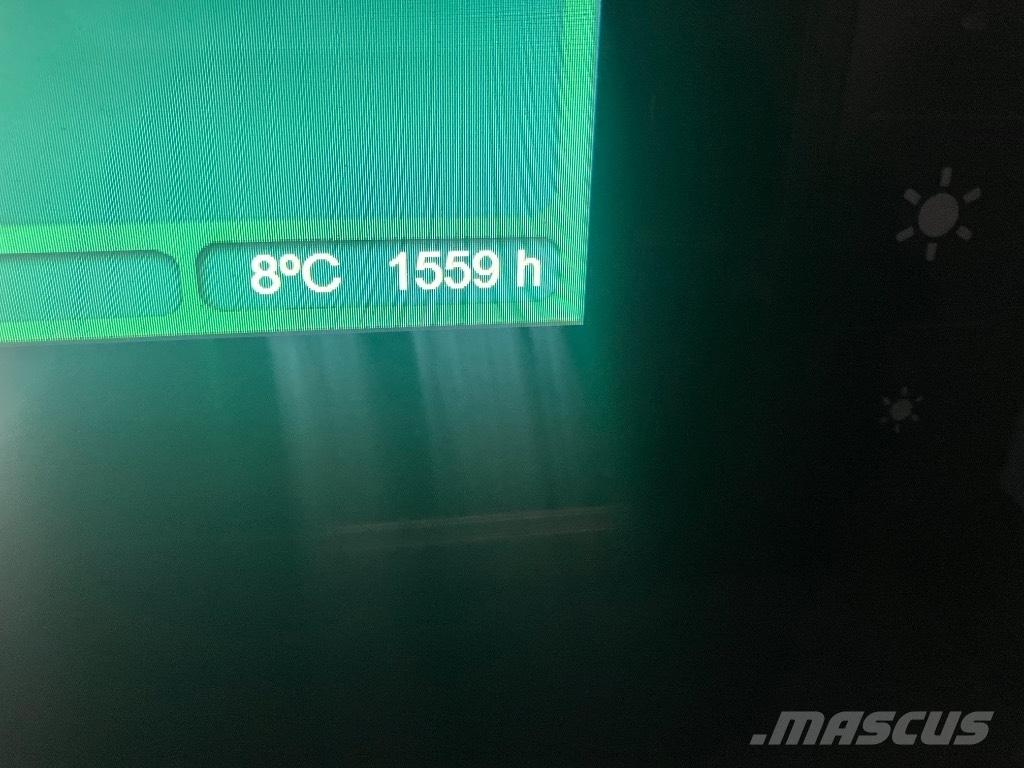 John Deere 1210G Kuormatraktorit