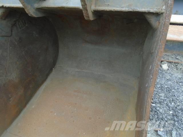 CAT 450 F Kaivurikuormaajat