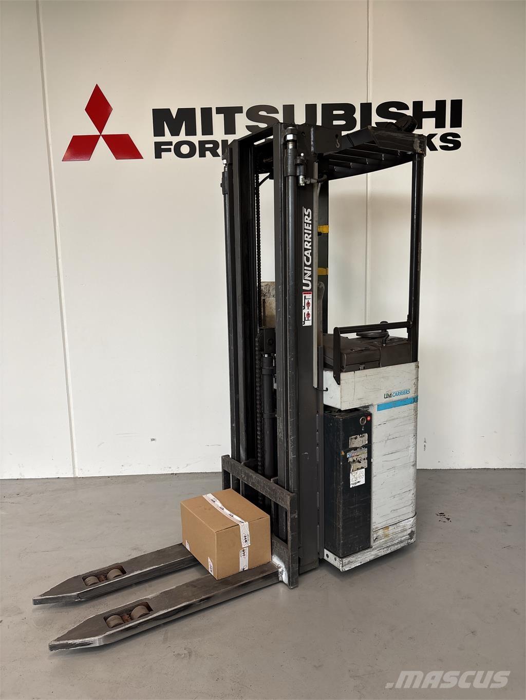 Atlet A160 Ajettavat pinoamisvaunut