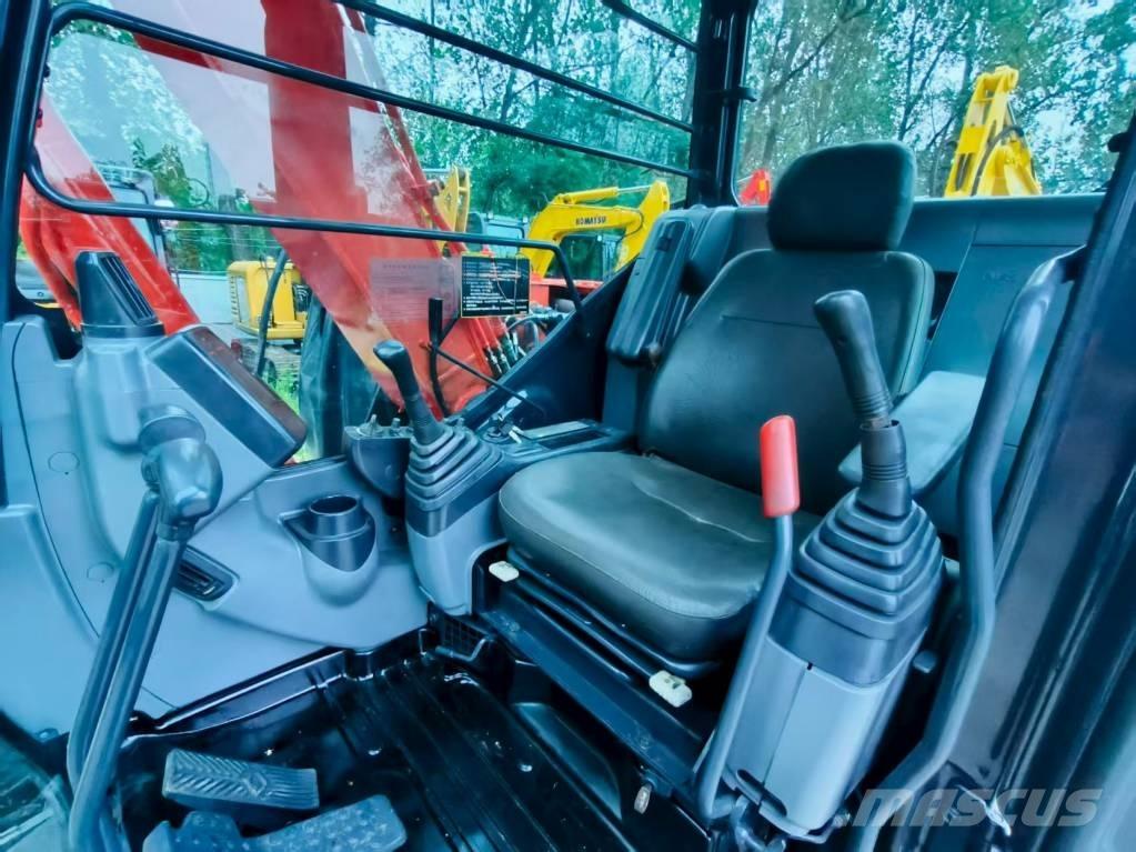 Hitachi ZX 70 Minikaivukoneet < 7t