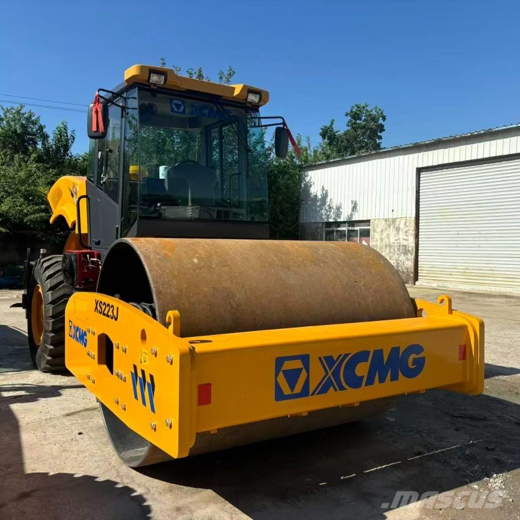XCMG XS223J Yksivalssijyrät