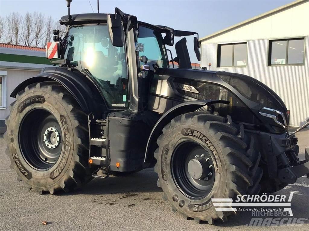Valtra Q 305 Traktorit