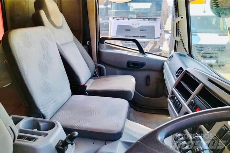UD Croner PKE 250 Muut kuorma-autot