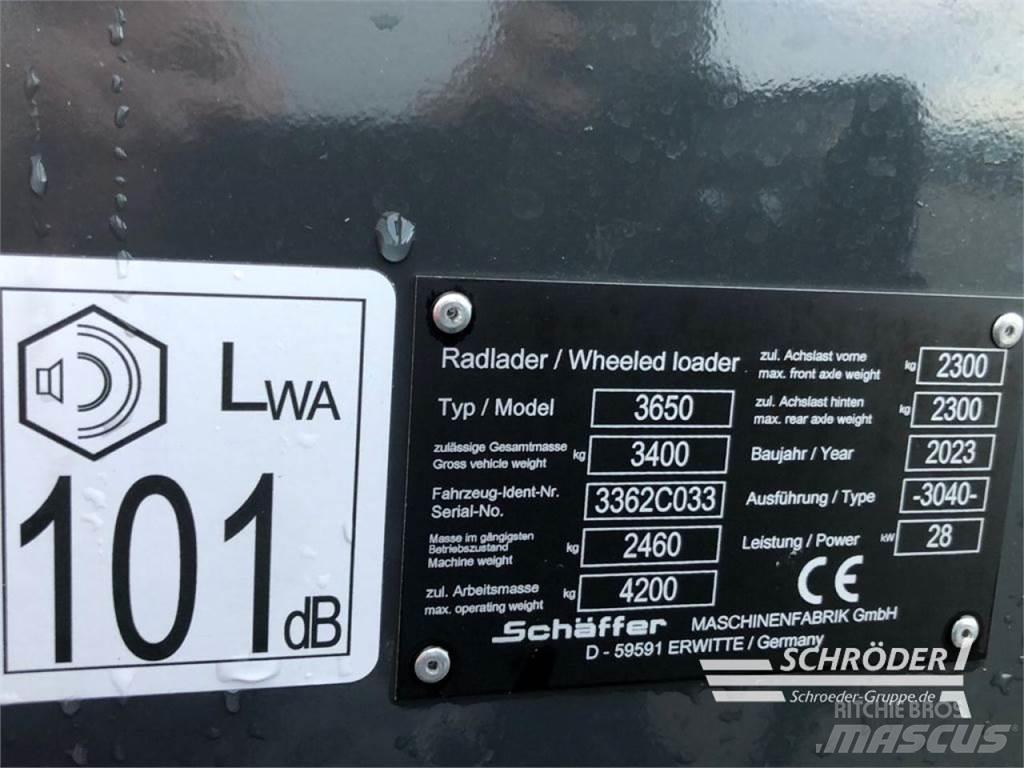 Schäffer 3650 Pienkuormaajat