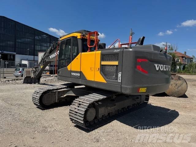 Volvo EC220EL Telakaivukoneet