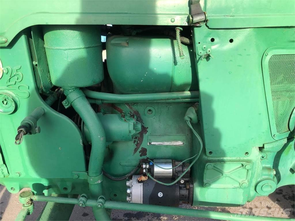 Deutz-Fahr D25 S Traktorit