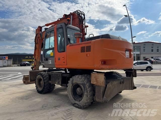 Hitachi ZX 160 W Pyöräkaivukoneet